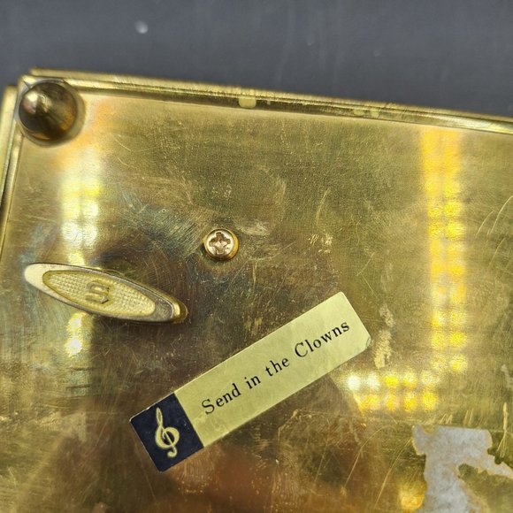 VINTAGE VIA VERMONT LTD GLASS & BRASS GIRL FLOWERS BIRD MUSIC JEWELRY BOX - Picture 14 of 14